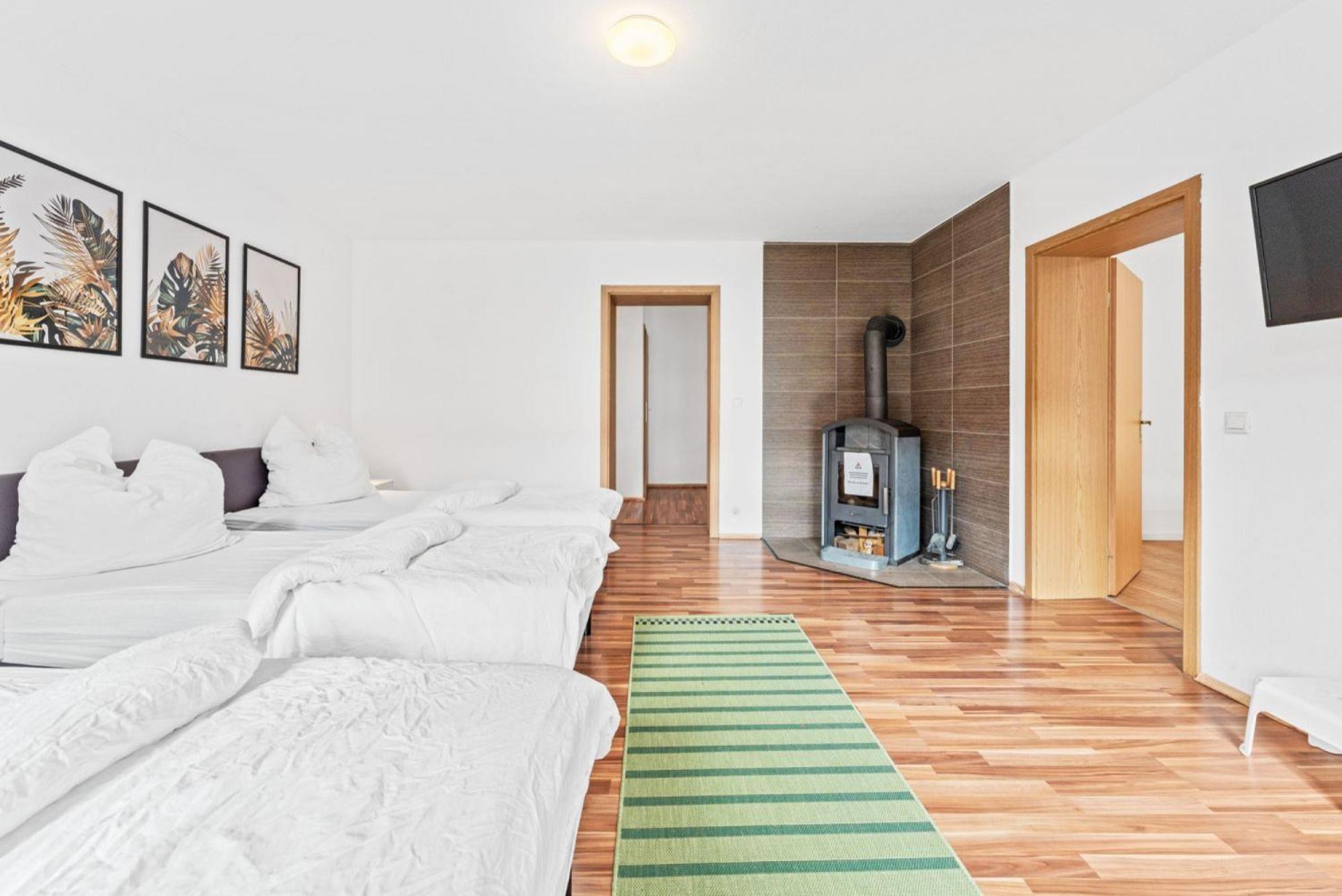 Cosy Apartment With Balcony And Fireplace Juterbog Ngoại thất bức ảnh